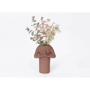 Hnědá keramická váza DOIY Namaste, výška 20 cm