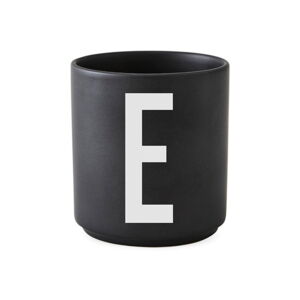 Černý porcelánový šálek Design Letters Alphabet E, 250 ml