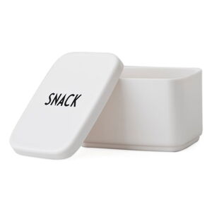 Bílý svačinový box Design Letters Snack, 8,2 x 6,8 cm